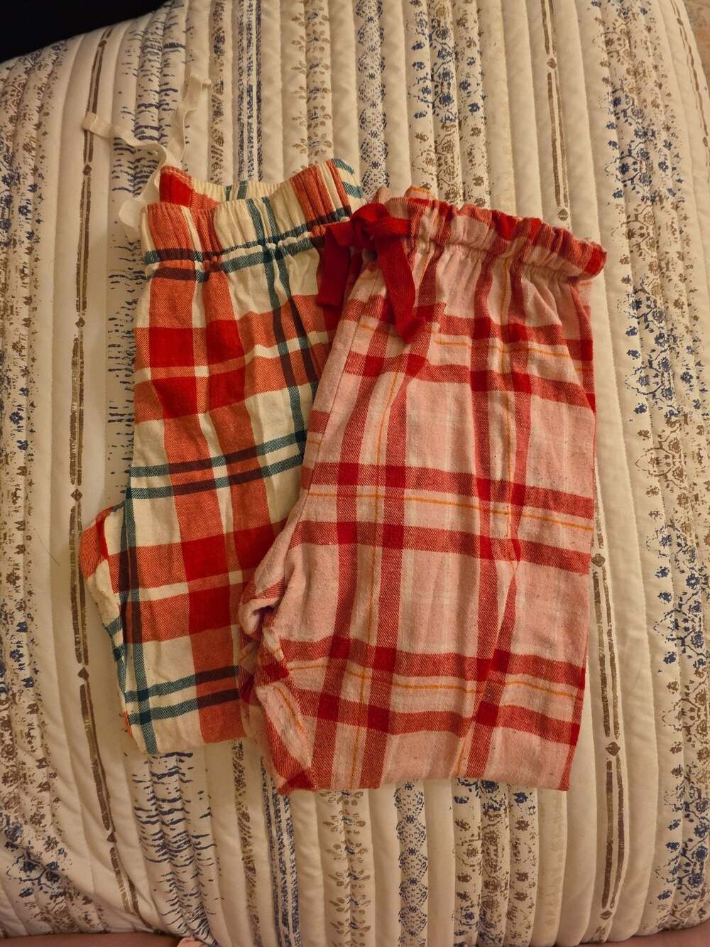 Old Navy Women's Plaid Flannel Pajama Pants